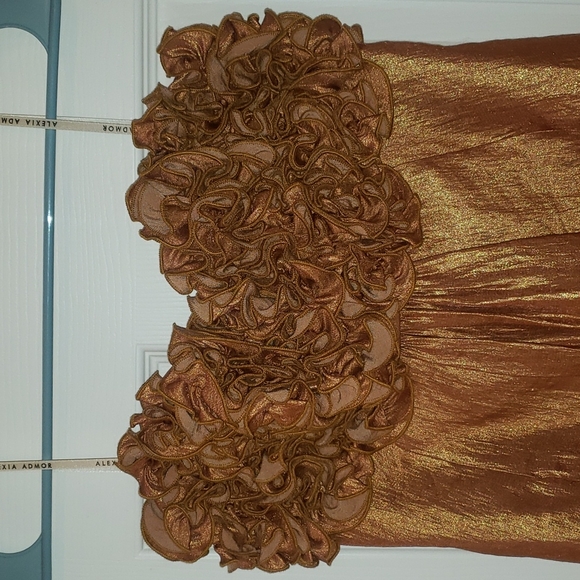 Alexia Admor Women's Cocktail Dress Size Medium Copper Brown Strapless Shift - Picture 2 of 4